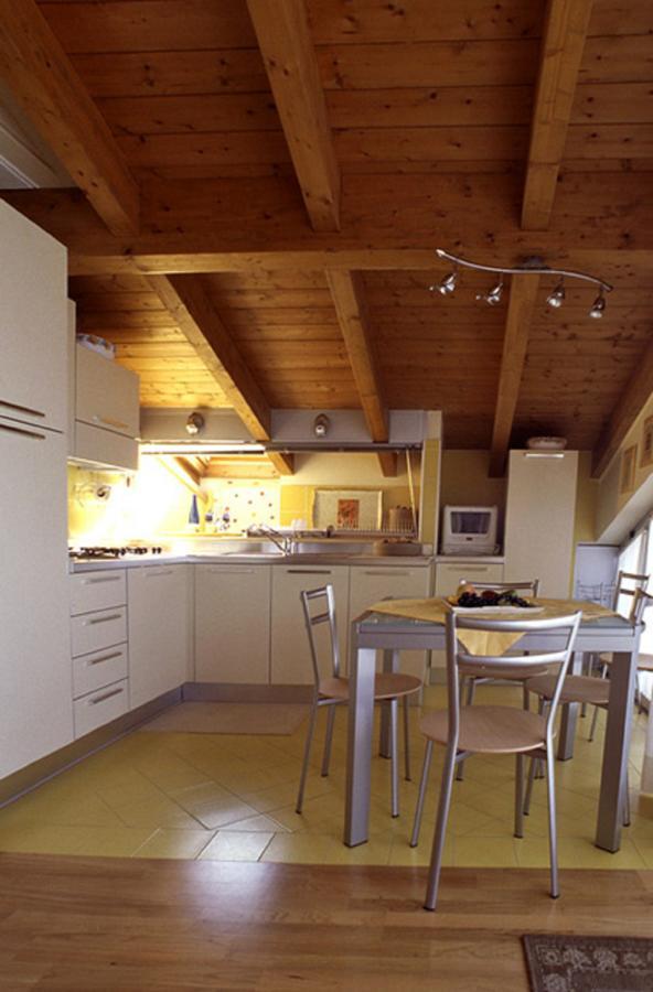 Residence Darsena Cattolica Buitenkant foto